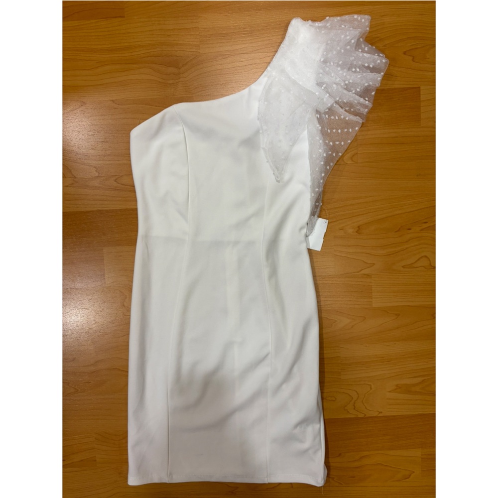 NWT White one shoulder mini dress